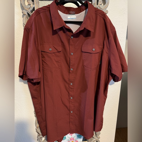 Men’s Columbia Tamiami II Short Sleeve Button Down Shirt Dark Maroon 4X 4xl EUC - Picture 4 of 8